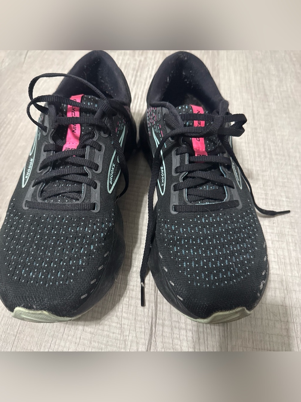 Brooks Women's Black Teal Pink Athletic Running Shoes